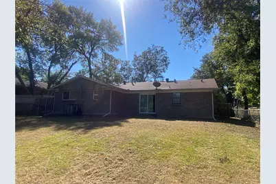 939 E Red Bird Lane, Dallas, TX 75241 - Photo 16
