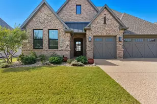 6627 Pinehurst Dr, Granbury, TX 76049 - Photo 2