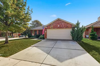 15736 Ringdove Court, Fort Worth, TX 76262 - Photo 2