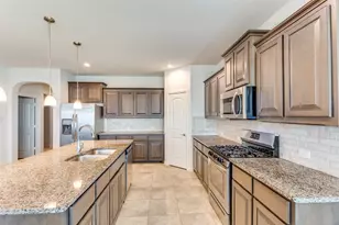 9333 Belle River Trl, Fort Worth, TX 76177 - Photo 6