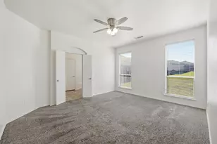 1016 Fairweather Dr, Fort Worth, TX 76120 - Photo 20