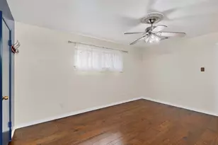 1802 Westminster Dr, Grand Prairie, TX 75050 - Photo 22