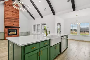 6605 Buffalo Rdg Cir, Godley, TX 76044 - Photo 12