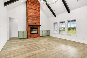 6605 Buffalo Rdg Cir, Godley, TX 76044 - Photo 6