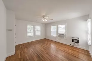 1509 Park Pl Ave, Fort Worth, TX 76110 - Photo 4