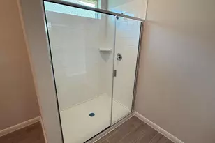 301 Gallant Man Ct, Granbury, TX 76049 - Photo 8