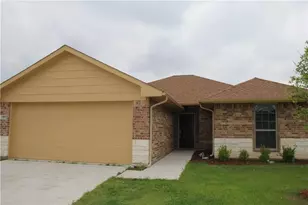 2853 Mesquite Rd, Fort Worth, TX 76111 - Photo 1