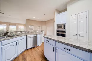 1008 Talley Ln, Frisco, TX 75033 - Photo 8