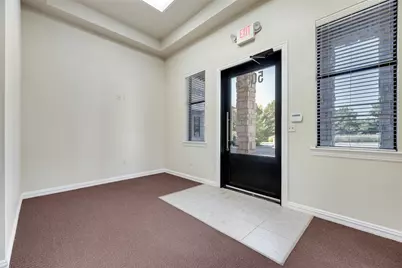 5052 Tennyson Parkway, Plano, TX 75024 - Photo 4