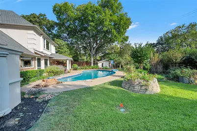 1800 Hampton Drive, Bedford, TX 76021 - Photo 32