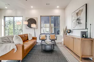 300 Foch St, Fort Worth, TX 76107 - Photo 8