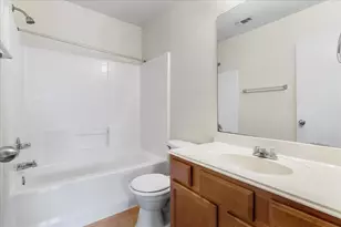 10605 Many Oaks Dr, Fort Worth, TX 76140 - Photo 26