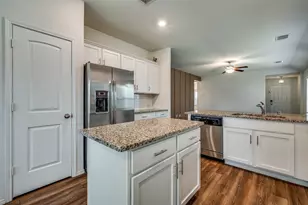 2340 Brightstone Dr, Little Elm, TX 76227 - Photo 12