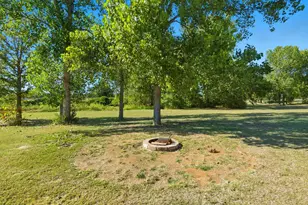 330 Pack Saddle Ct, Weatherford, TX 76088 - Photo 38