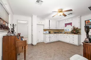 906 Greenleaf Dr, Mexia, TX 76667 - Photo 32