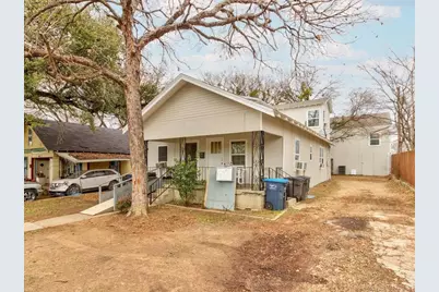 2729 Avenue C, Fort Worth, TX 76105 - Photo 2