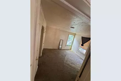 2729 Avenue C, Fort Worth, TX 76105 - Photo 12