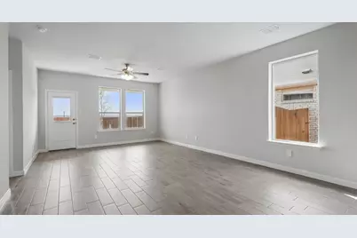 109 Seabiscuit Court, Granbury, TX 76049 - Photo 12