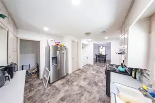 630 Faucett St, Blossom, TX 75416 - Photo 6