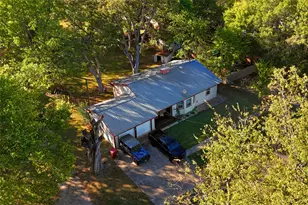 630 Faucett St, Blossom, TX 75416 - Photo 20