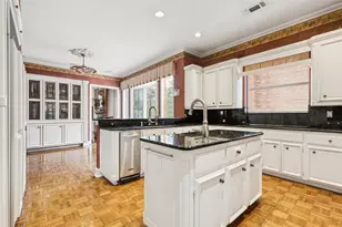 385 Meadowview Dr, Argyle, TX 76226 - Photo 12