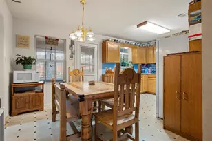 113 Wildcat Dr, Lacy Lakeview, TX 76705 - Photo 4