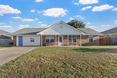 113 Wildcat Drive, Lacy Lakeview, TX 76705 - Photo 1