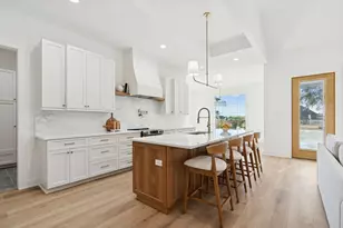 8008 Ben Day Murrin Road N, Fort Worth, TX 76126 - Photo 8