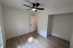 1410 Tanglewood Ln, Garland, TX 75042 - Photo 6