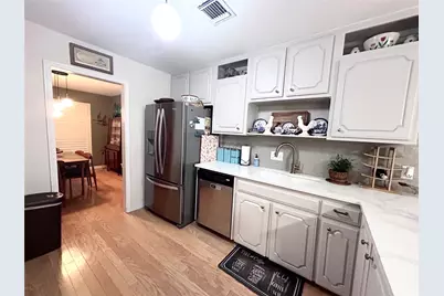 4512 Cimmaron Trail, De Cordova, TX 76049 - Photo 4