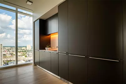 1747 Leonard Street #2201, Dallas, TX 75201 - Photo 10