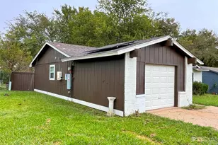 1509 S Vaden St, Sherman, TX 75090 - Photo 2