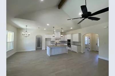 1004 Hennesay Park, Springtown, TX 76082 - Photo 6