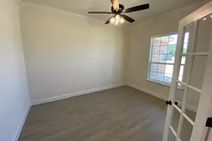 1004 Hennesay Pk, Springtown, TX 76082 - Photo 4