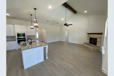 1004 Hennesay Park, Springtown, TX 76082 - Photo 8