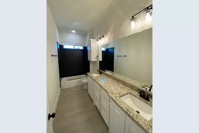 1004 Hennesay Park, Springtown, TX 76082 - Photo 18