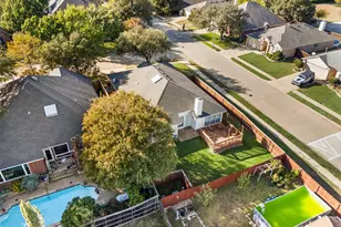 8382 Pipestone Dr, Fort Worth, TX 76137 - Photo 10