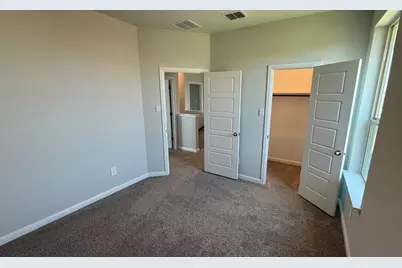 312 Gallant Man Court, Granbury, TX 76049 - Photo 16