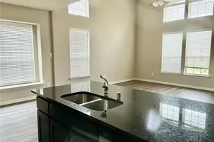 3100 Solana Cir, Denton, TX 76207 - Photo 8