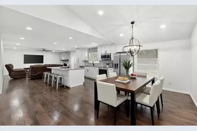 1398 Cherry Hill Lane, Lewisville, TX 75067 - Photo 6