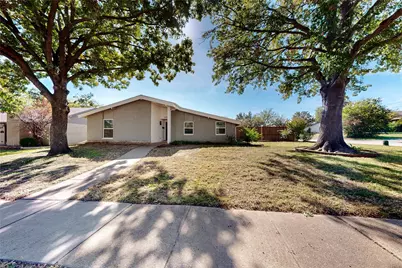 1398 Cherry Hill Lane, Lewisville, TX 75067 - Photo 2