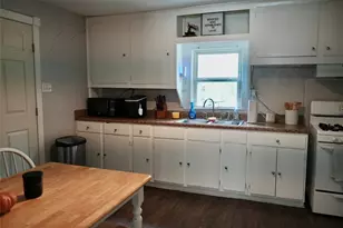 1029 Green W, Stephenville, TX 76401 - Photo 12