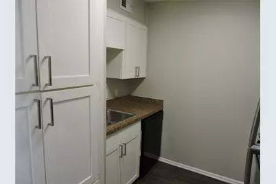 1513 Skyline Drive, River Oaks, TX 76114 - Photo 12