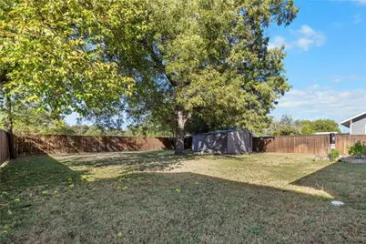 810 N Walnut Street, Sherman, TX 75090 - Photo 20