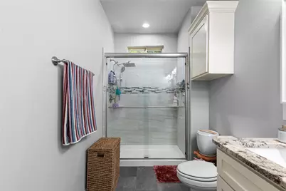 810 N Walnut Street, Sherman, TX 75090 - Photo 22