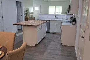 530 Maple St, Commerce, TX 75428 - Photo 4