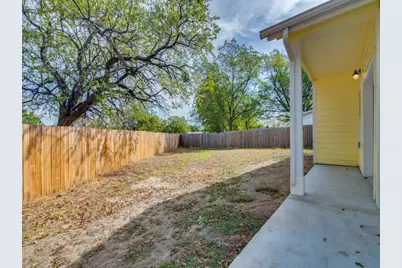 530 Maple Street, Commerce, TX 75428 - Photo 24