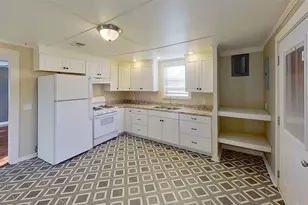 1030 Oak Dr, Denison, TX 75020 - Photo 10