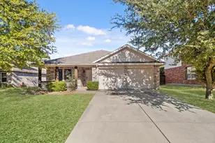 5968 Waterford Dr, Grand Prairie, TX 75052 - Photo 1