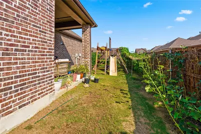 4301 Meadow Hawk Drive, Arlington, TX 76005 - Photo 32